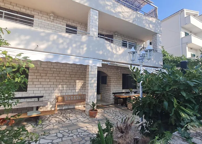 Apartments Lucija-Klara