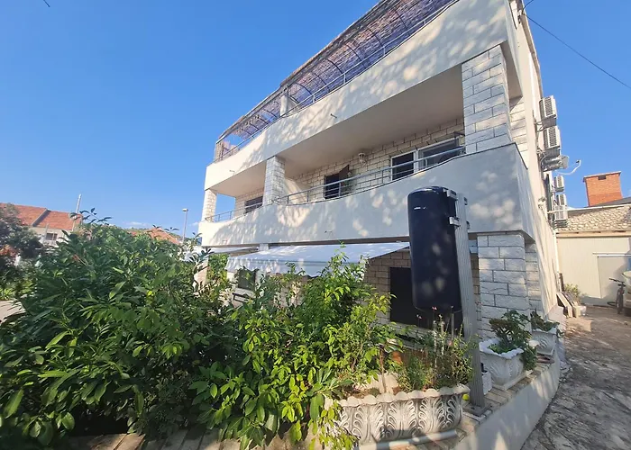 Apartments Lucija-Klara